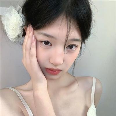 芙蓉女